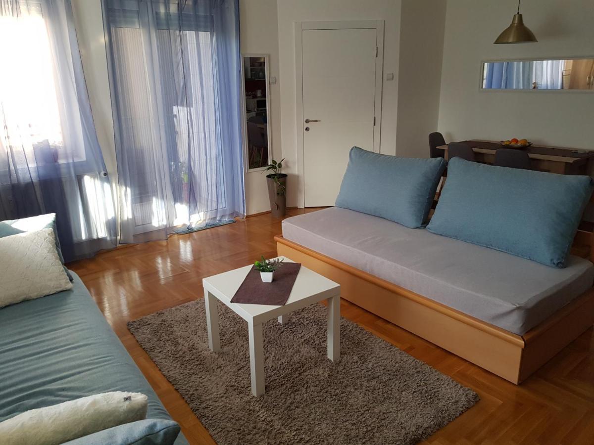 Konstantin Lux Apartment Subotica Bagian luar foto